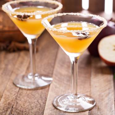 Halloween cocktail spiced apple martini